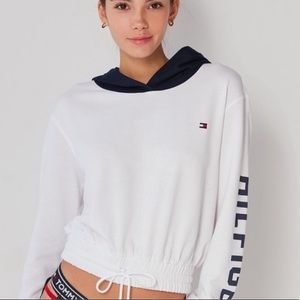 Tommy Hilfiger x urban outfitters color block white & blue hoodie